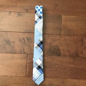 Boys tie